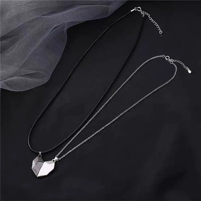 Magnetic Necklace for Women Men Love Versatile Couple Pendant Black-and-white Wishing Stone Couple Necklace Chain Jewelry