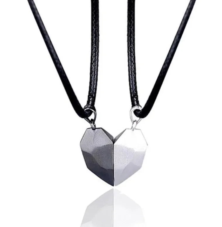 Magnetic Necklace for Women Men Love Versatile Couple Pendant Black-and-white Wishing Stone Couple Necklace Chain Jewelry