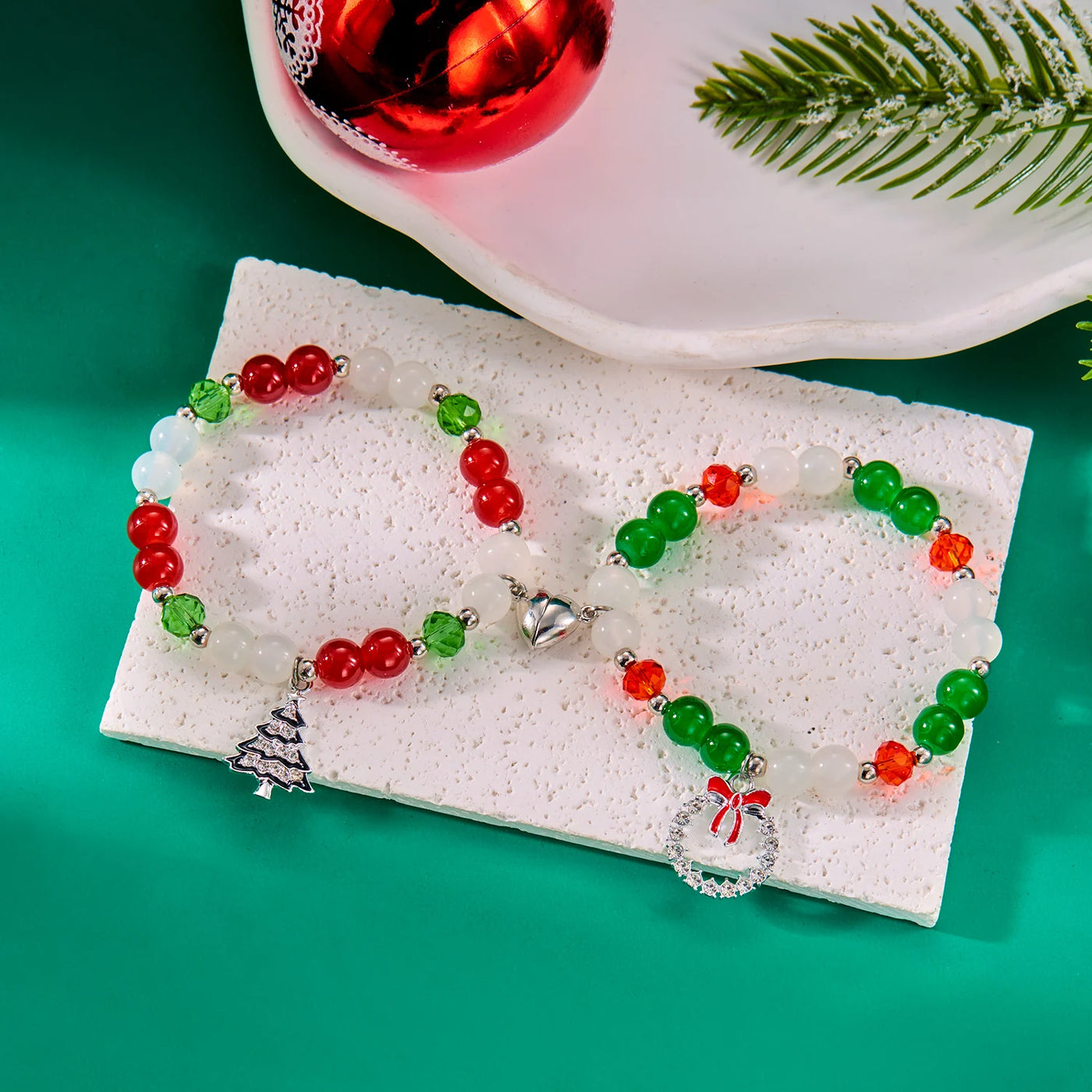 Simple Christmas Couples Bracelets for Women Men Sweet Red Green Crystal Beads Matching Bracelets Romantic Friendship Jewelry