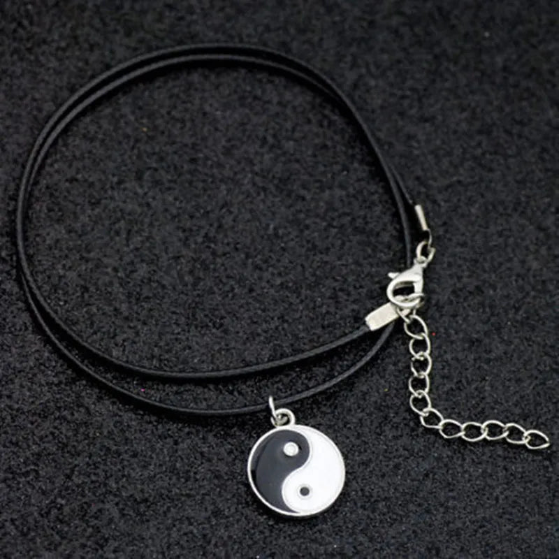 Paired Things Necklace For Couple BFF Colier Friendship Yin Yang Pendants Necklaces Black Collares Para Mujer Vintage Choker