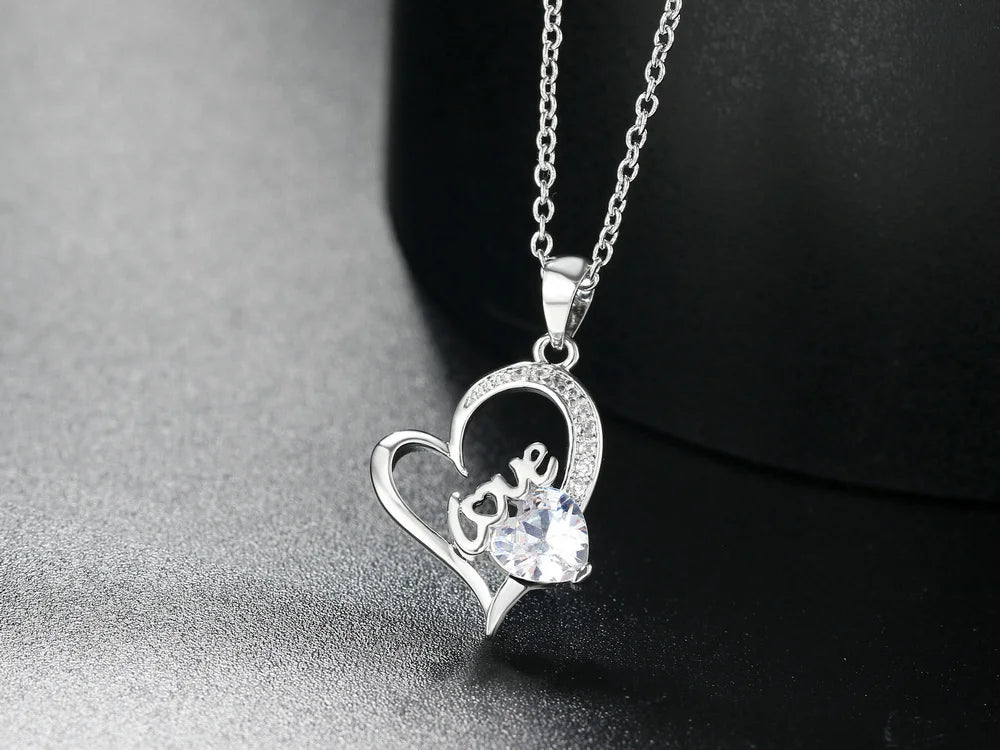 Couple Love Heart Pendant Necklace for Women Korean Fashion Aesthetic Choker Neck Chains Colorful Crystal Trend Y2k Jewelry N546