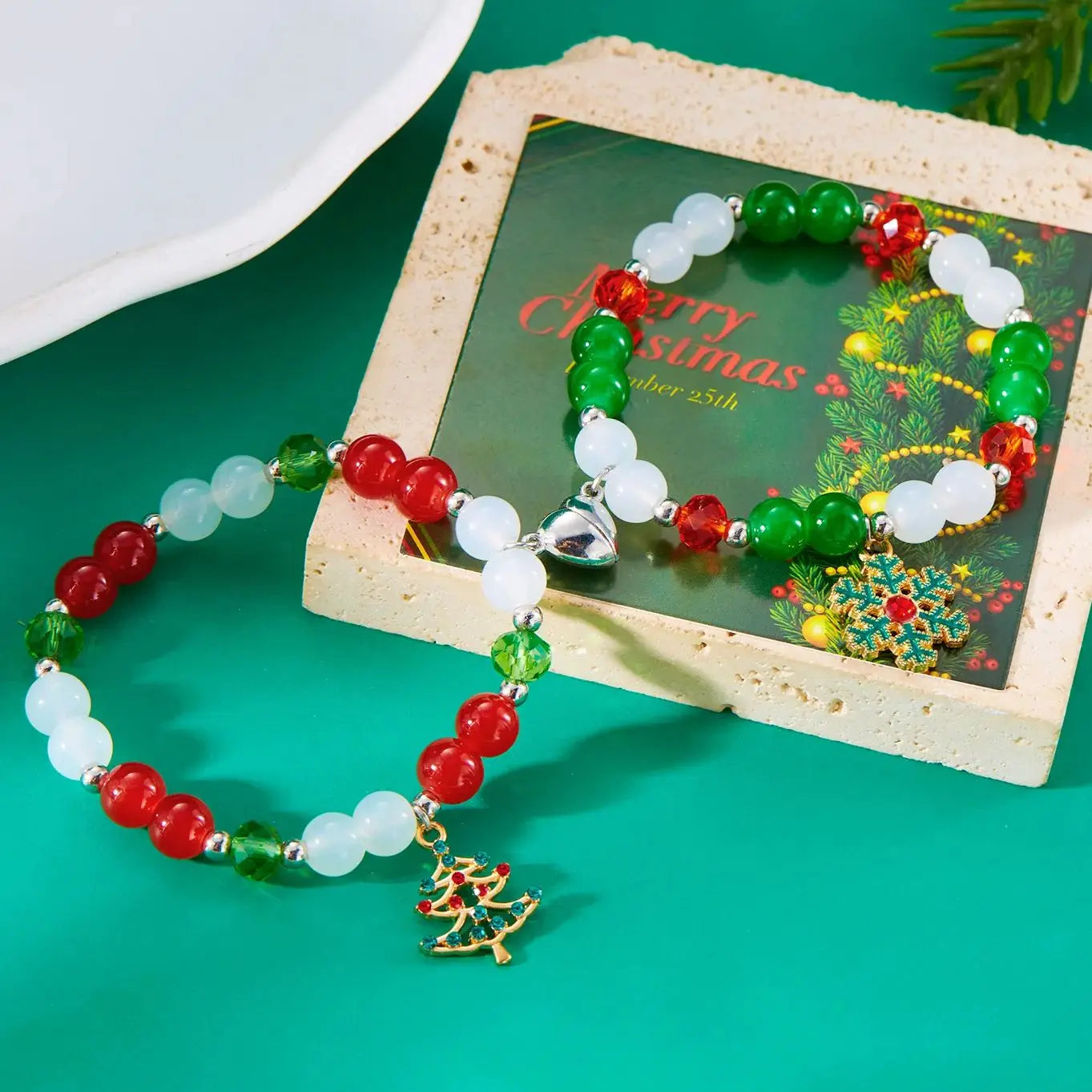 Simple Christmas Couples Bracelets for Women Men Sweet Red Green Crystal Beads Matching Bracelets Romantic Friendship Jewelry