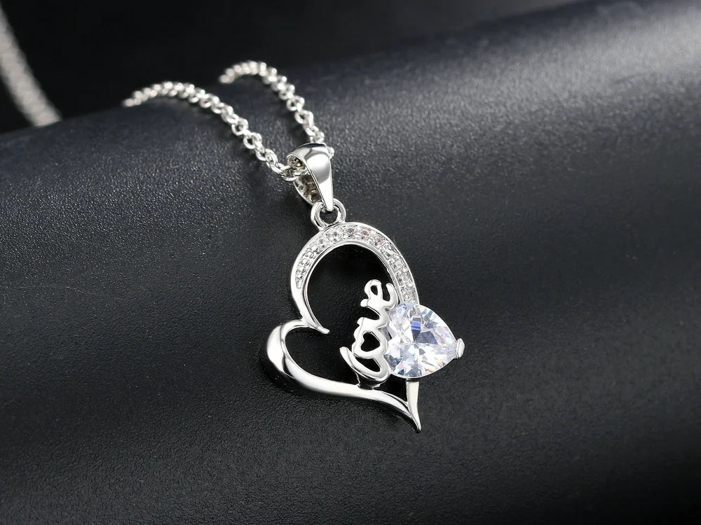 Couple Love Heart Pendant Necklace for Women Korean Fashion Aesthetic Choker Neck Chains Colorful Crystal Trend Y2k Jewelry N546