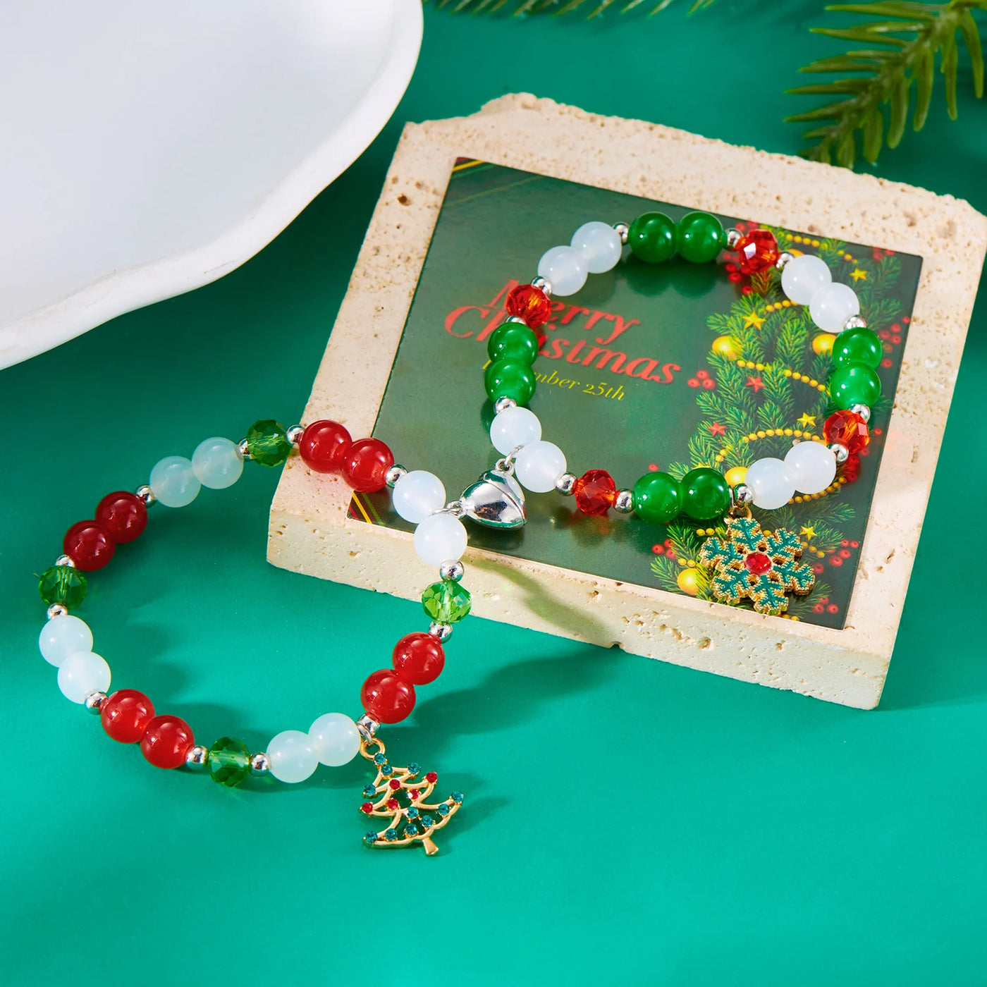 Simple Christmas Couples Bracelets for Women Men Sweet Red Green Crystal Beads Matching Bracelets Romantic Friendship Jewelry