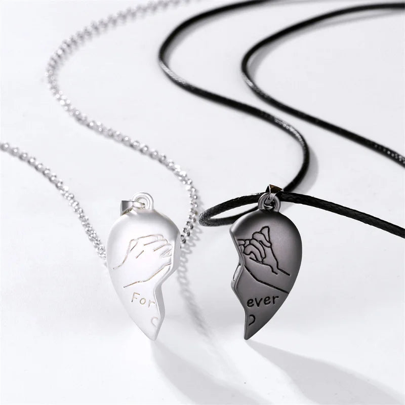 Romantic Couple Necklaces with Simple Original Design – Magnetic Collarbone Chains with Pull Hook Heart Pendant