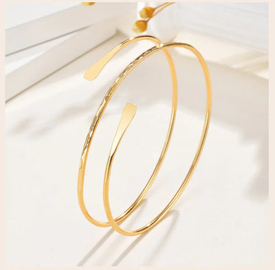 Upper Arm Cuff Bracelet for Women, Minimalist Gold Plated Armband Statement Party Armlets Jewelry