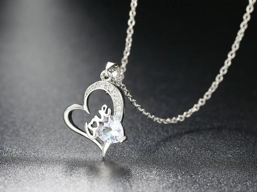 Couple Love Heart Pendant Necklace for Women Korean Fashion Aesthetic Choker Neck Chains Colorful Crystal Trend Y2k Jewelry N546