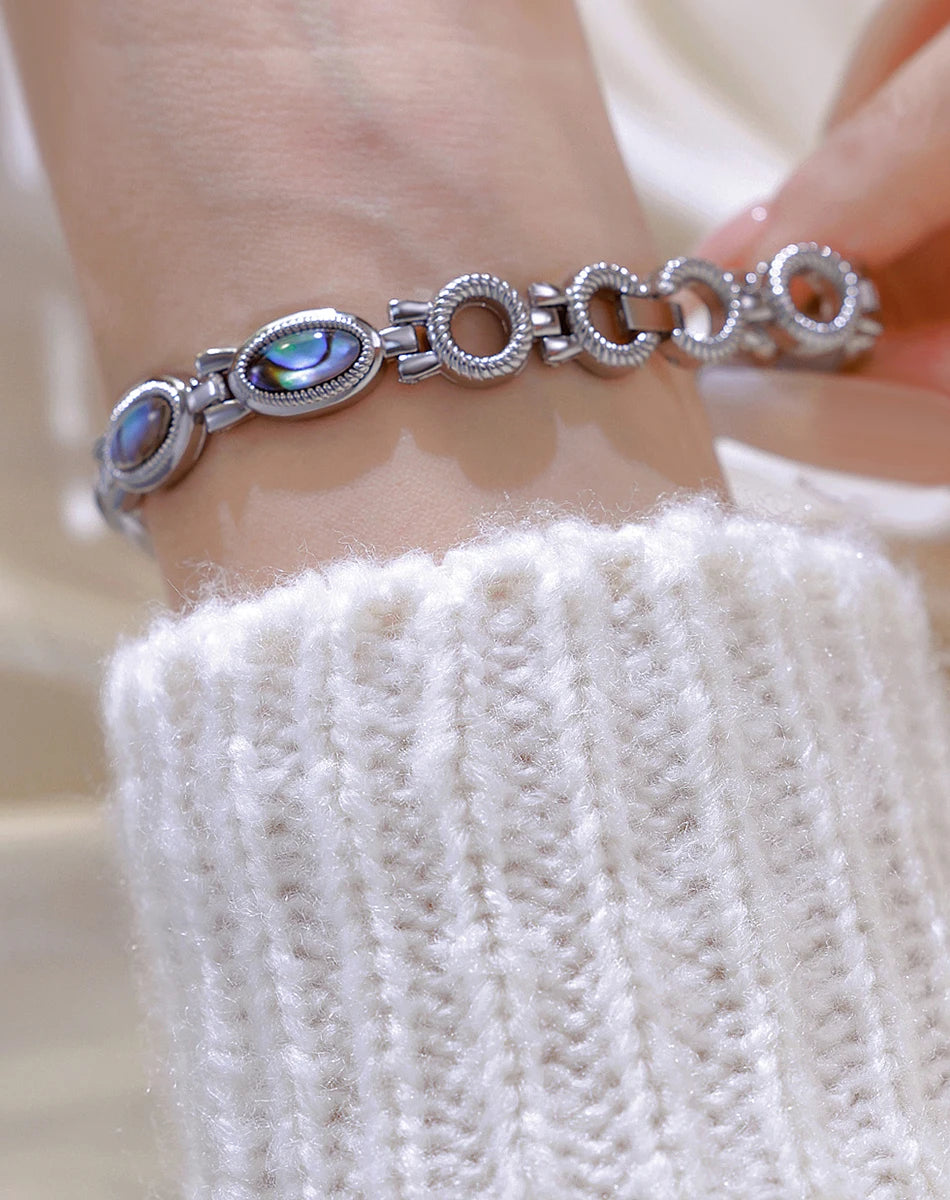 Watches For Woman Elegant Vintage Black Gold Shell Bracelet Ladies Small Dial Oval Quartz Dress Watch