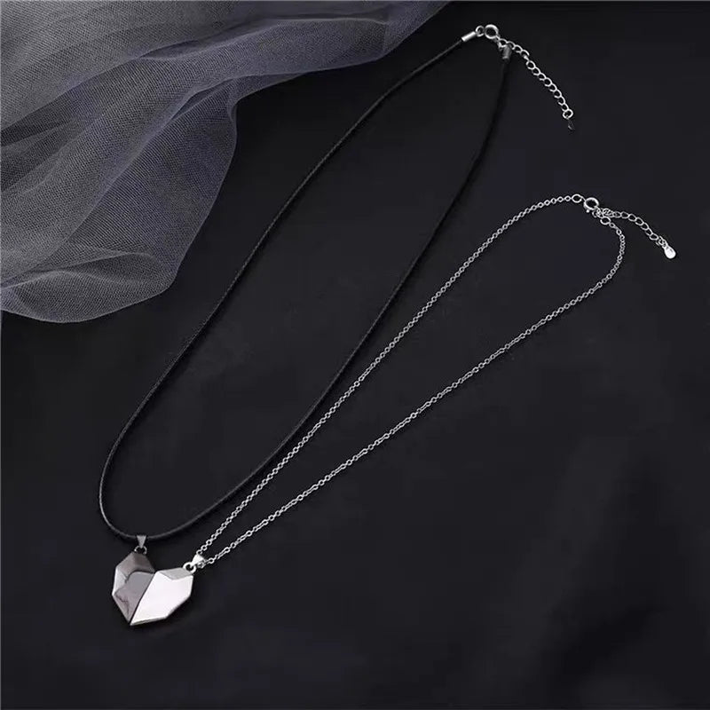 Magnetic Necklace for Women Men Love Versatile Couple Pendant Black-and-white Wishing Stone Couple Necklace Chain Jewelry