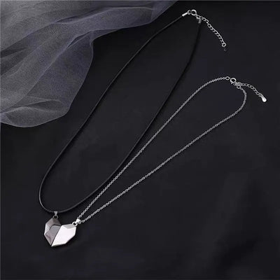 Magnetic Necklace for Women Men Love Versatile Couple Pendant Black-and-white Wishing Stone Couple Necklace Chain Jewelry